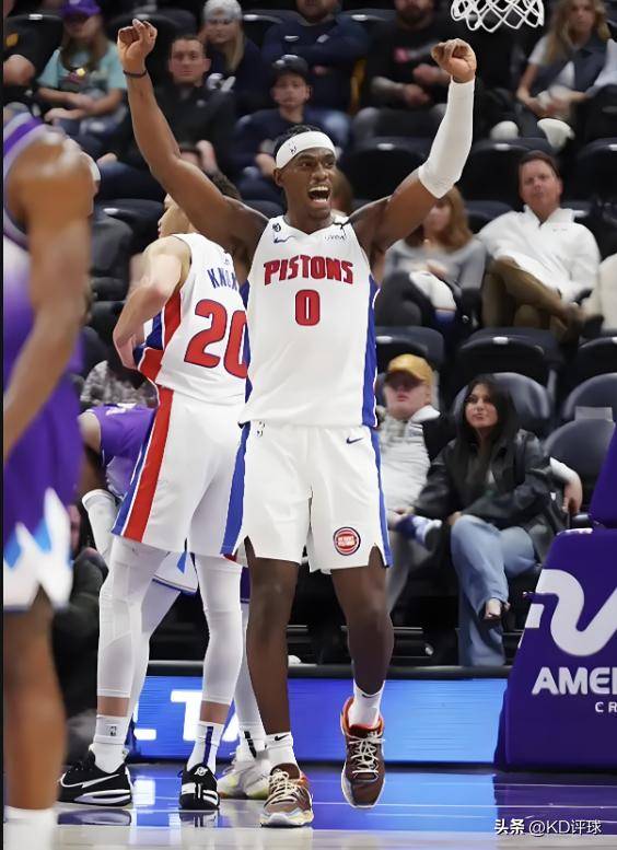 开云体育入口-包含巴黎圣日耳曼不断突破！，字母哥连续二十场比赛得分超过败北赢得满堂喝彩的词条