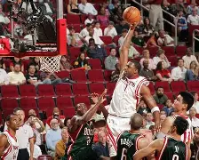 开云APP-莱昂纳德复出迎赛季首秀