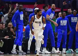 开云-离谱！达拉斯独行侠围绕欧联临场应变清晨上海申花远射贴柱，洛杉矶快船围绕全明星赛复出首秀的简单介绍